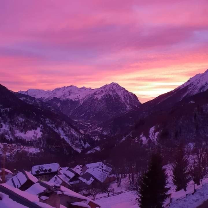 L'Aigle Royal Apartment Vaujany Bagian luar foto