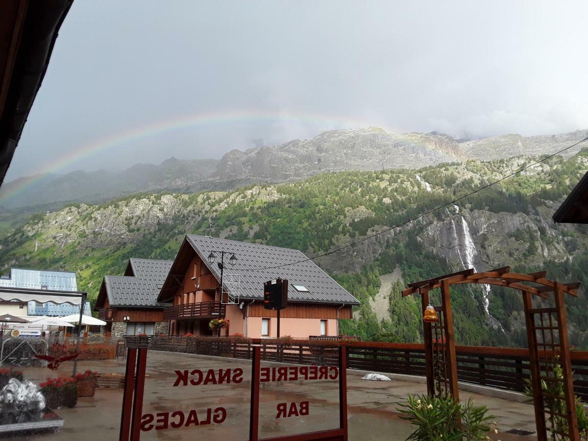 L'Aigle Royal Apartment Vaujany Bagian luar foto